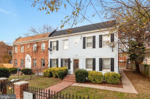 612 Mellon St, Washington, DC 20032-2540