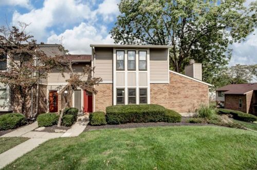 21 Boxwood Ct, Cincinnati, OH 45246-2302