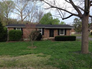 115 Newman St, Hendersonville TN  37075-4725 exterior