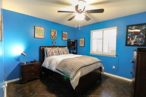 1012 Triple Crown Dr, Fort Worth TX  76179-2324 exterior