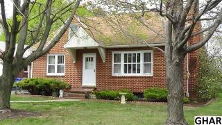 141 Hillcrest Dr, Carlisle, PA 17013-1128