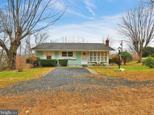 12 Jane Ave, Schuylkill Haven, PA 17972-9790