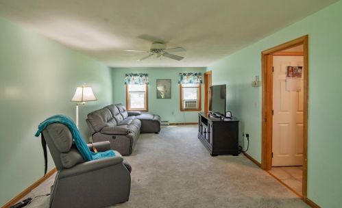23 Smith Corner Rd, Newton NH  03858-4008 exterior