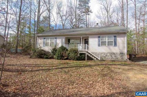 611 Jefferson Dr, Bybee, VA 22963-3035