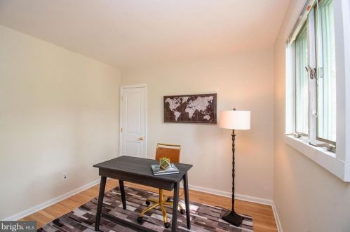 159 Windsor Ave, Southampton PA  18966-3333 exterior