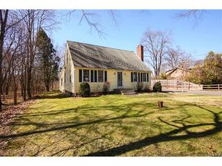 474 Main St, Farmington, CT 06032-2911
