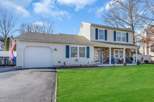 102 Altier Ave, Bricktown, NJ 08723-6363