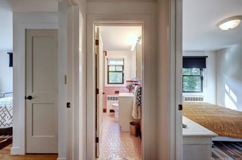 28 Tower St, Milford CT  06460-3213 exterior