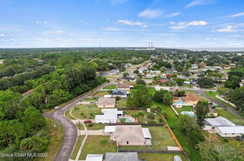 545 Arabella Ln, Cocoa FL 32927-8717 exterior