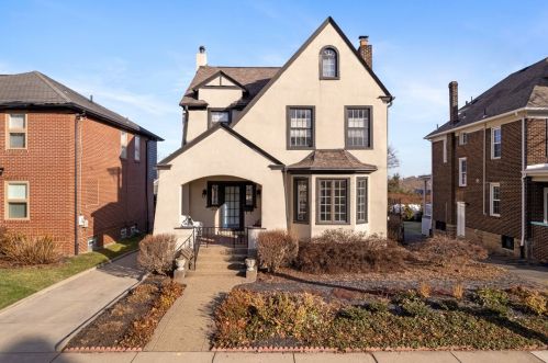 5505 Woodmont St, Pittsburgh, PA 15217-1242