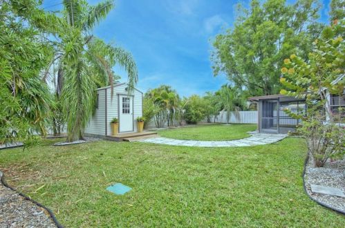 226 22nd Ave, Cape Coral, FL 33909-2820