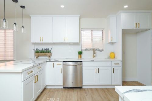 1320 64th St, Long Beach CA 90805-2538 exterior