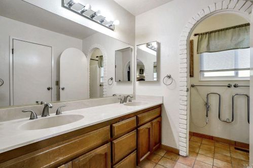 5599 Carriage Ln, Santa Rosa CA  95403-1390 exterior