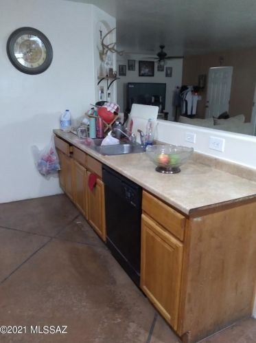 7125 Missiondale Rd, Tucson, AZ 85756-7419