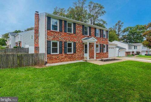 3272 Holly Berry Ct, Falls Church VA  22042-3315 exterior