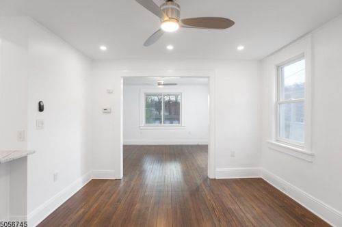13 Budd St, Morristown NJ  07960-5075 exterior