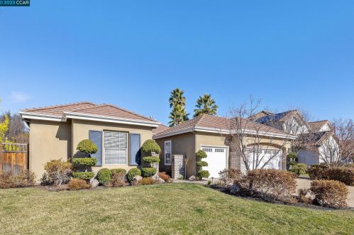 612 Stevens Ct, Danville, CA 94506-4805