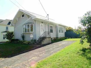 13 Bennington Ave, Mechanicville, NY 12118-2604