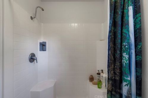 12 Wysong Ct, Chico CA  95928-7647 exterior