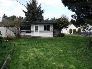 9015 Forest Ave, Lakewood, WA 98498-3521