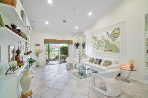 15300 Lake Wildflower Rd, Delray Beach, FL 33484-4649