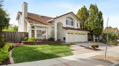 2018 Skyline Dr, Milpitas, CA 95035-6661