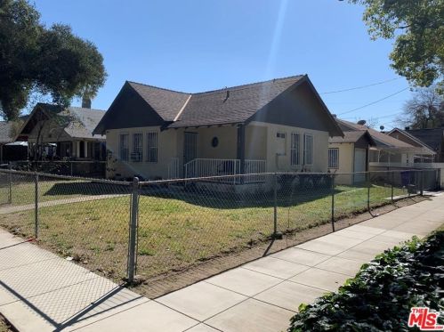597 21st St, San Bernardino, CA 92405-3802
