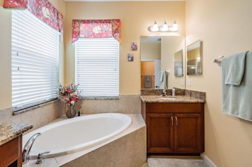 19127 Falcon Crest Blvd, Land O Lakes FL  34638-6156 exterior