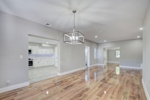 703 25th Pl, Boynton Beach FL  33435-7521 exterior