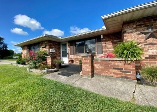 4333 Tamara St, Enon, OH 45323-1647