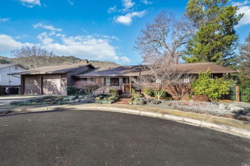 930 Live Oak Ave, Ukiah CA  95482-3733 exterior