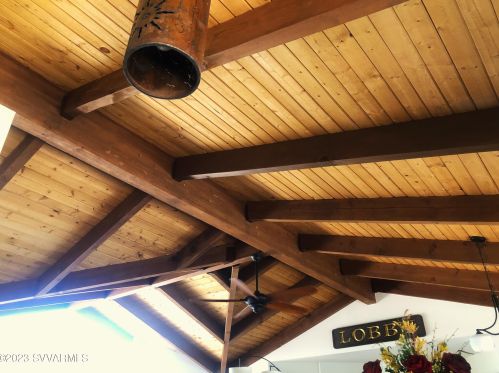 40 Pinon Dr, Sedona AZ 86336-5047 exterior