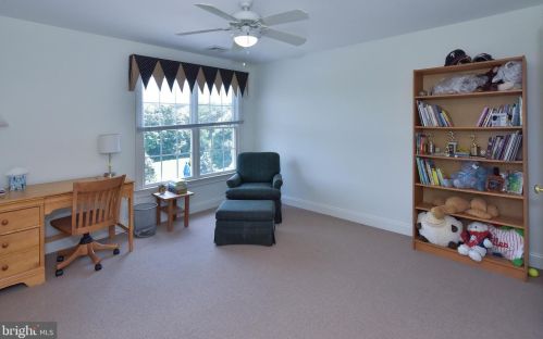 116 Osborne Cir, Kennett Sq PA  19348-1910 exterior