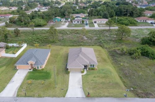 3108 5th St, Lehigh Acres, FL 33976-2406