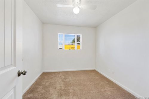 881 Victor St, Denver CO 80011-6548 exterior