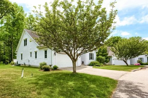 24 Augusta Cir, Moodus, CT 06469-1177