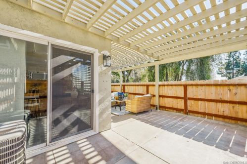 10883 Caravelle Pl, San Diego CA  92124-2048 exterior