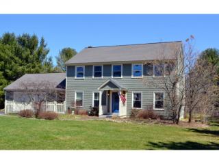 103 John St, Shelburne, VT 05482-7499