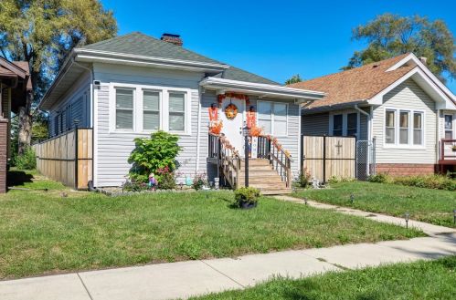 1045 Lyons St, Hammond IN  46320-2619 exterior