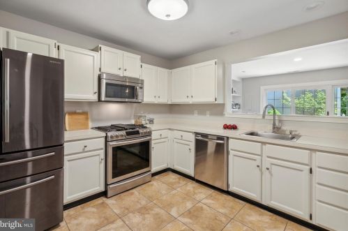 165 Orchard Ct, Blue Bell PA  19422-2824 exterior