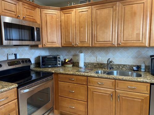 53 Somerset C, West Palm Beach, FL 33417-2111
