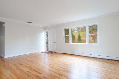 20 Ox Dr, Brookfield Center, CT 06804-3631
