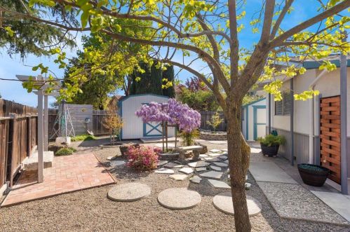 344 Via Loma, Morgan Hill CA  95037-3024 exterior