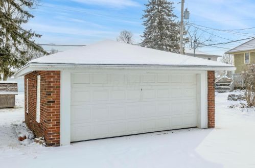 416 Park St, Bellefontaine OH  43311-2448 exterior