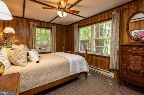 241 Blue Smoke Ln, New Market VA  22844-3815 exterior