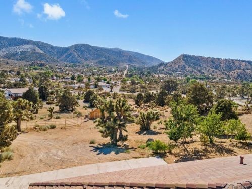 2676 Mustang Ln, Wrightwood CA  92397 exterior