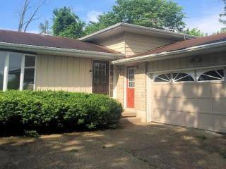 5841 Howe Rd, Trenton, OH 45067-9716