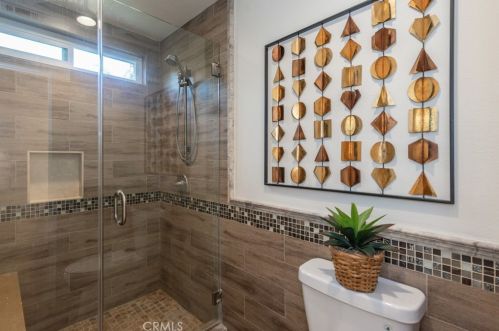 1800 Buenos Aires Dr, Covina CA  91724-3901 exterior