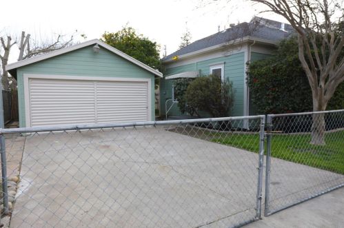 632 Church St, Lodi CA  95240-1208 exterior