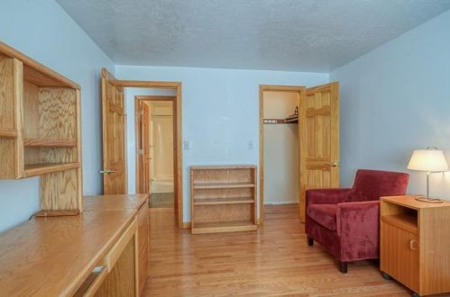 304 Frst Rdg Dr, Pittsburgh PA 15221-4027 exterior